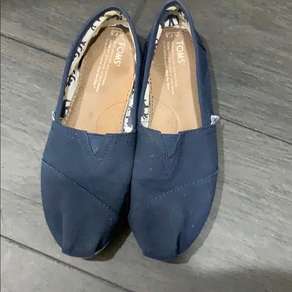 size 12 womens slip on sneakers